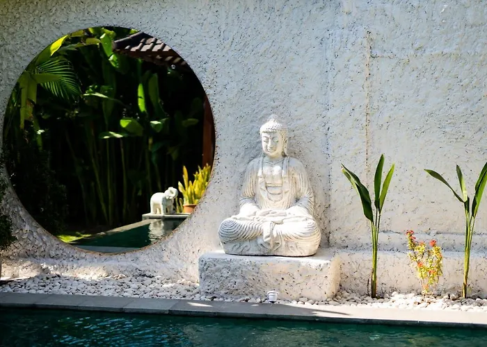Innerbloom Stylish 2br With Large Pool & Garden Villa *